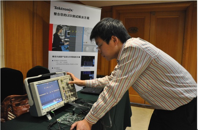 如何解決測(cè)試挑戰(zhàn)以克服LED照明應(yīng)用瓶頸？泰克專家亞太LED技術(shù)峰會(huì)上支招