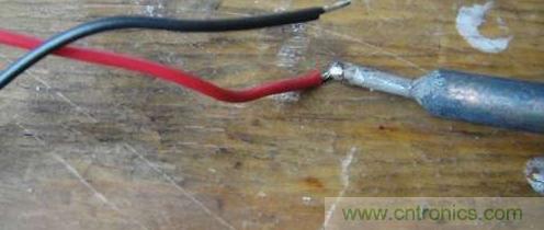 想減少電費嗎？DIY一個迷你風力發(fā)電機吧