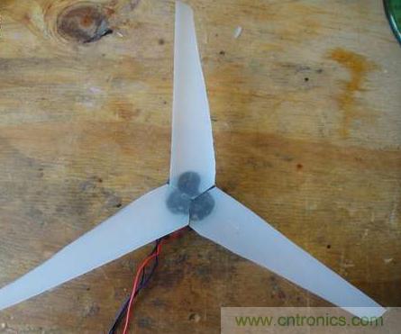 想減少電費嗎？DIY一個迷你風力發(fā)電機吧