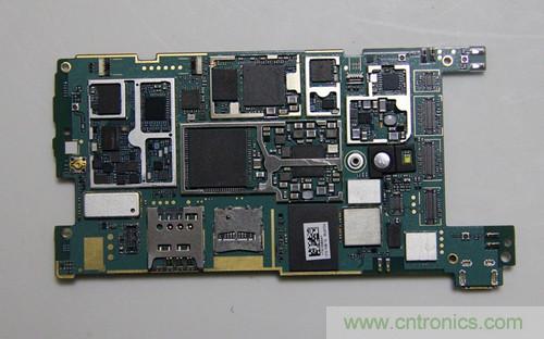 拆解4G新機(jī)索尼M35t：用料十足，易于維修