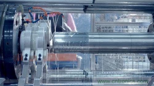 顛覆傳統(tǒng)設(shè)計(jì)，蘋(píng)果全新Mac Pro生產(chǎn)線探秘