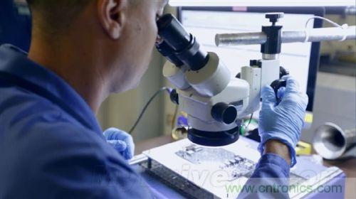 顛覆傳統(tǒng)設(shè)計(jì)，蘋(píng)果全新Mac Pro生產(chǎn)線探秘