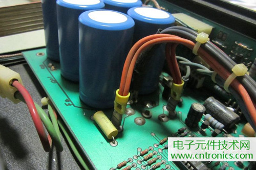 用料很給力！專業(yè)后級(jí)功放美國(guó)高峰FA1201拆解