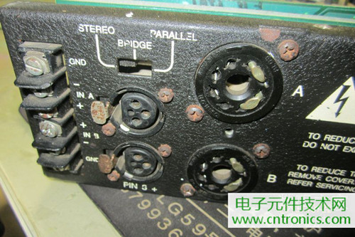 用料很給力！專業(yè)后級(jí)功放美國(guó)高峰FA1201拆解