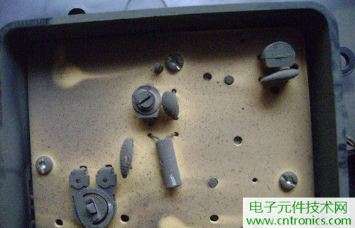 拆個老古董，日本精工石英電子掛鐘拆解