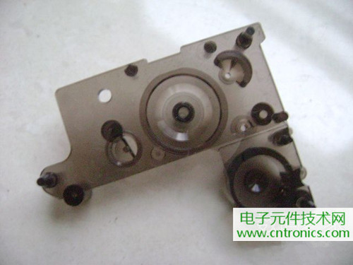 拆個老古董，日本精工石英電子掛鐘拆解