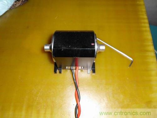 這貨一萬(wàn)三？50W半導(dǎo)體激光模塊拆解