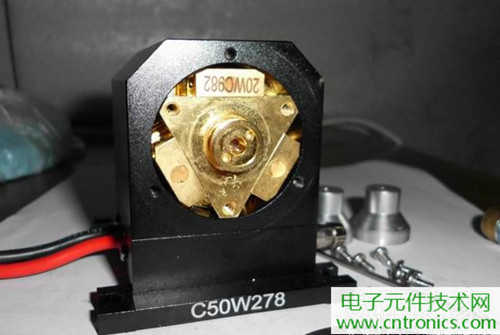 這貨一萬(wàn)三？50W半導(dǎo)體激光模塊拆解