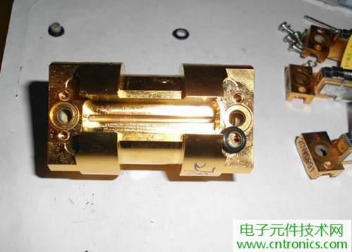 這貨一萬(wàn)三？50W半導(dǎo)體激光模塊拆解