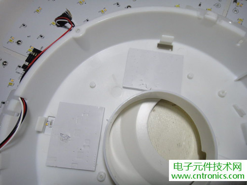 高端大氣上檔次！智能遙控調(diào)光LED吸頂燈拆解