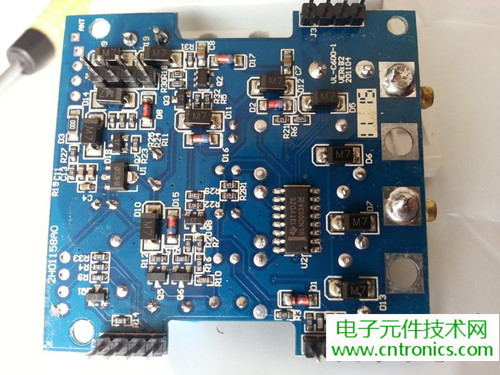 一款觸控開關拆解，做工不錯