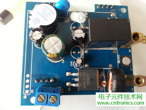 一款觸控開關拆解，做工不錯