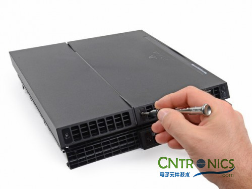 游戲機(jī)內(nèi)部的秘密:逆天級(jí)拆解索尼 PALY STATION 4!