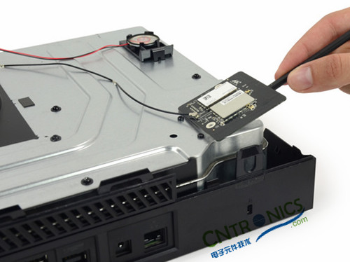 不容錯(cuò)過(guò)！大神級(jí)拆解力作：X-BOX ONE 解密內(nèi)部結(jié)構(gòu)!！