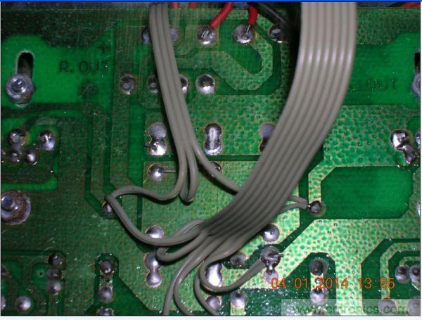 巧奪天工！大神利用山寨功放為高性價(jià)比逆變器"穿新衣"