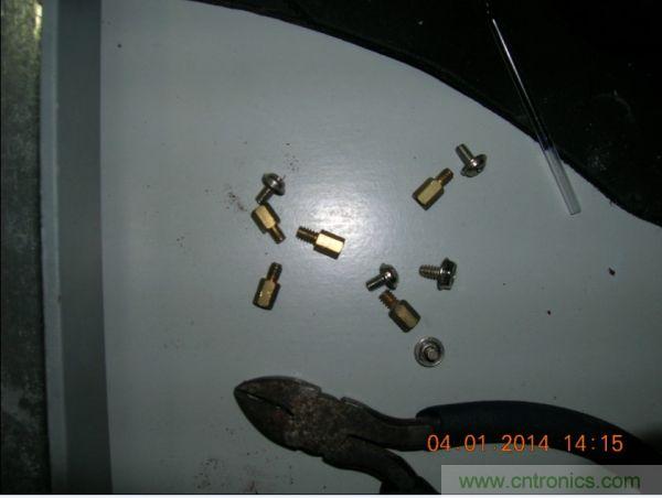 巧奪天工！大神利用山寨功放為高性價(jià)比逆變器&ldquo;穿新衣&rdquo;