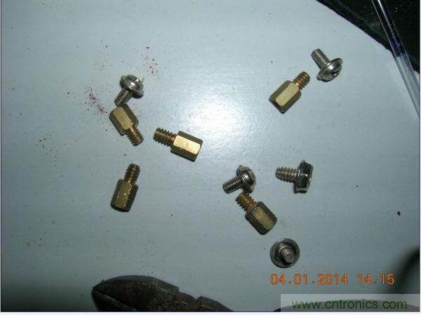 巧奪天工！大神利用山寨功放為高性價(jià)比逆變器&ldquo;穿新衣&rdquo;