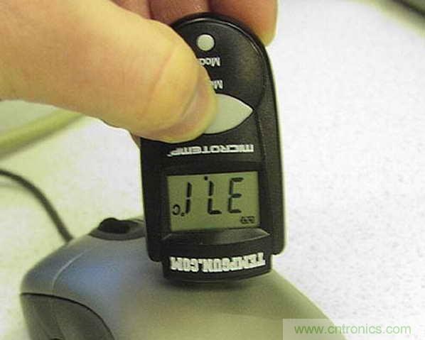 再測一下鼠標(biāo)表面，37.1攝氏度