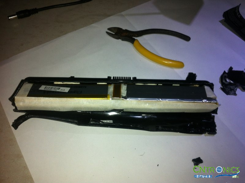 不一樣的DELL筆記本電池拆解小竅門！