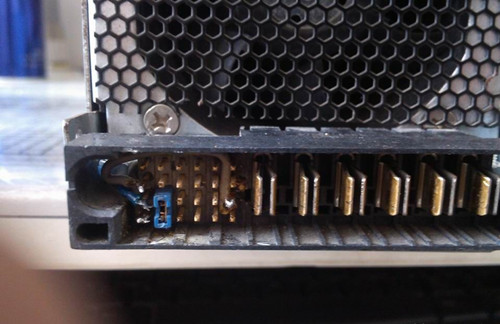 網(wǎng)友下雪天拆解DELL 12V 57.3A的開關(guān)電源自?shī)首詷?lè)