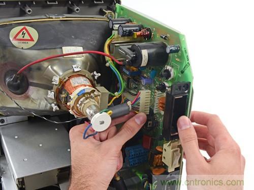 拆！古董級(jí)Macintosh 128K電腦