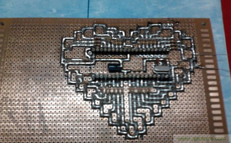 三八節(jié)將至！DIY心形LED流水燈！你們懂的~