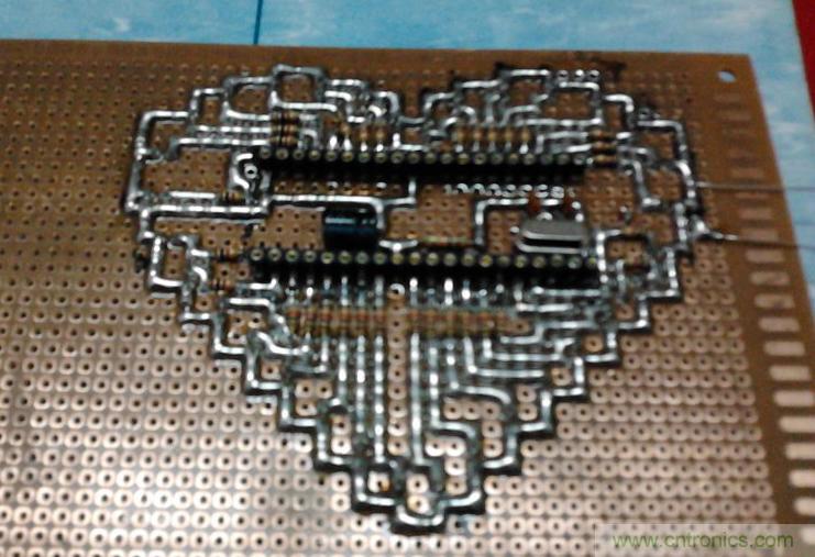 三八節(jié)將至！DIY心形LED流水燈！你們懂的~