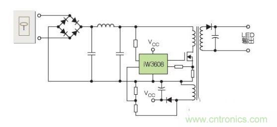 初級(jí)側(cè)驅(qū)動(dòng)器可通過(guò)在輸出級(jí)使用變壓器，設(shè)計(jì)成隔離式配置；或通過(guò)使用電感器替代輸出變壓器，并選用降壓控制器替代反激電路，設(shè)計(jì)成非隔離配置。