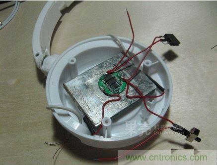 DIY頭戴式藍(lán)牙耳機(jī)，