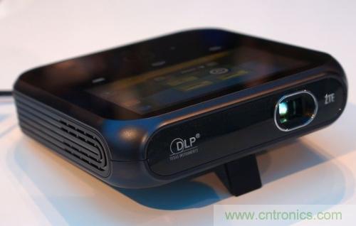 DLP微投掀翻消費電子市場，無屏顯示炙手可熱