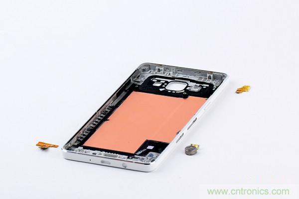 拆解狂魔荼毒新機(jī)三星金屬Galaxy A5，看槽點(diǎn)在何方？