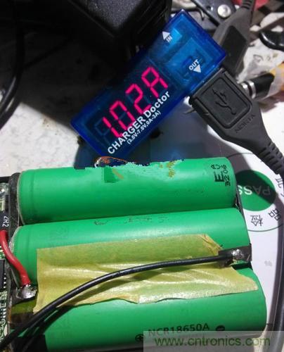 一拆便知！移動電源充電電流如何改造？