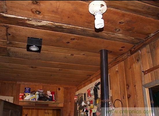 圖4：雜物間。