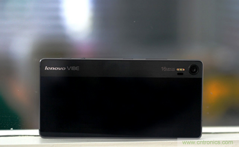 聯(lián)想Vibe Shot拆解，看如何打造一款拍照手機?