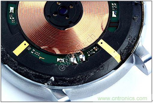 MOTO 360二代智能手表拆解：只有細(xì)節(jié)，沒有亮點