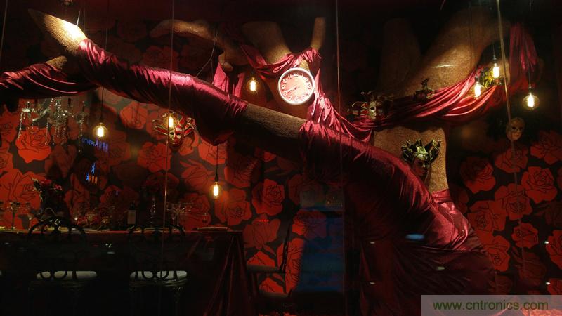 無(wú)邊框的 nubia Z9 ，一款既有驚喜，又有驚艷的智能手機(jī)