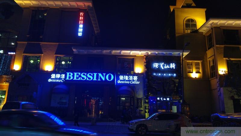 無(wú)邊框的 nubia Z9 ，一款既有驚喜，又有驚艷的智能手機(jī)