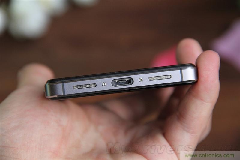 無(wú)邊框的 nubia Z9 ，一款既有驚喜，又有驚艷的智能手機(jī)