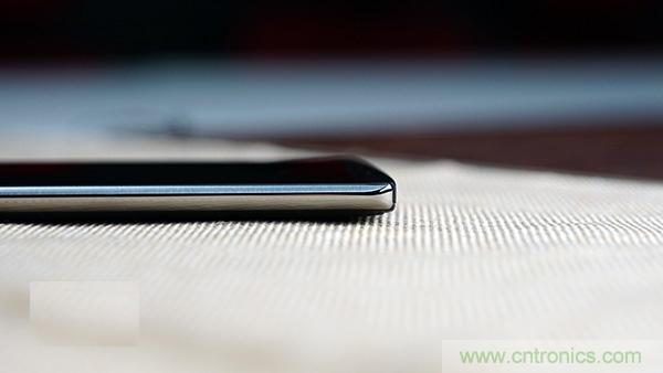 業(yè)界良心 LG V10 評測:剛毅、冷峻，不失人性化