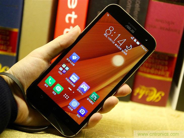 能媲美微單的 Zenfone Zoom測評:請叫我“奧利奧”拍照手機(jī)