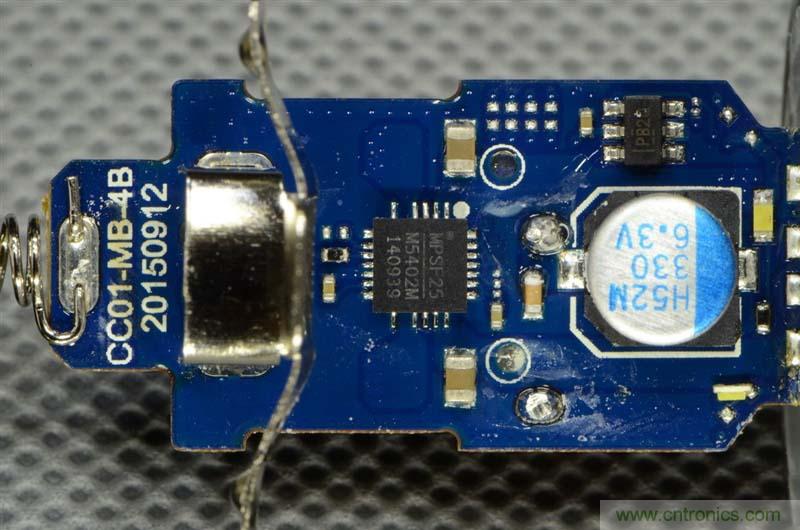 小米車載充電器拆解評測：49元能讓這枚&ldquo;子彈&rdquo;飛多遠？