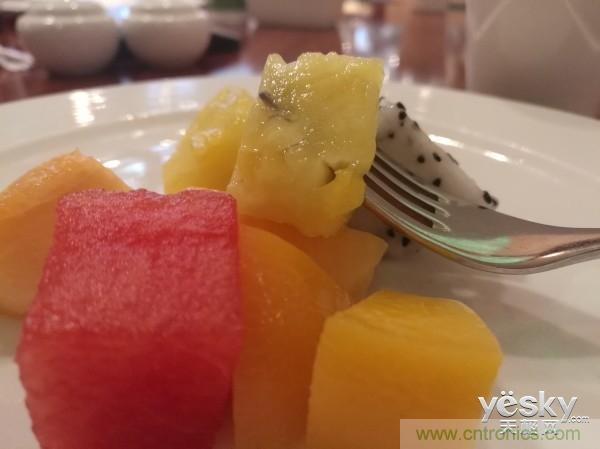 新旗艦Mate 8全評測：橫空出世！能否延續(xù)一機(jī)難求？