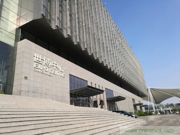 新旗艦Mate 8全評測：橫空出世！能否延續(xù)一機(jī)難求？