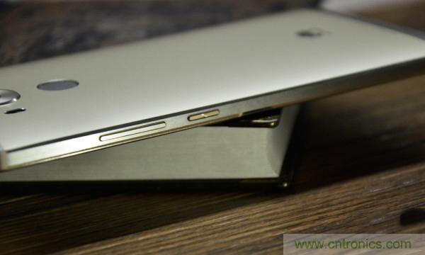 新旗艦Mate 8全評測：橫空出世！能否延續(xù)一機(jī)難求？