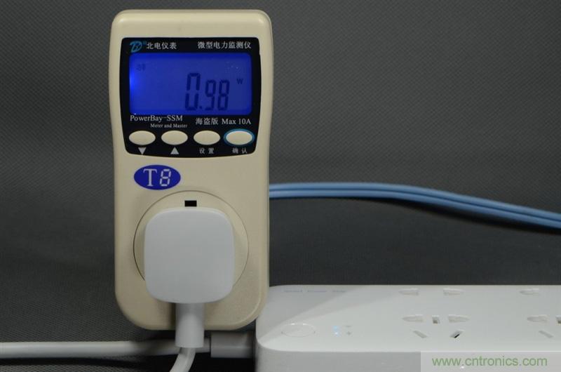 做工怒贊 神秘芯片！小米智能插線板拆解、評(píng)測(cè)