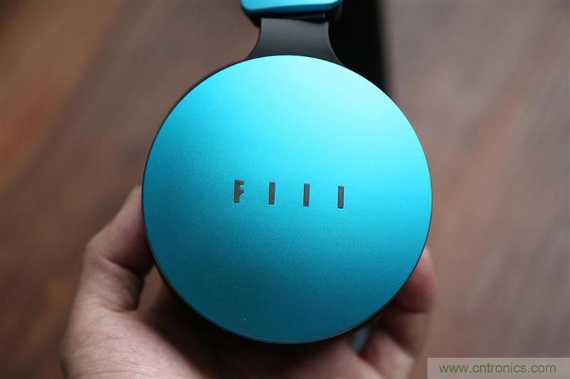 頭條哥的夢想之作！FIIL耳機能讓汪峰上頭條否？