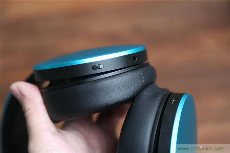 頭條哥的夢想之作！FIIL耳機能讓汪峰上頭條否？