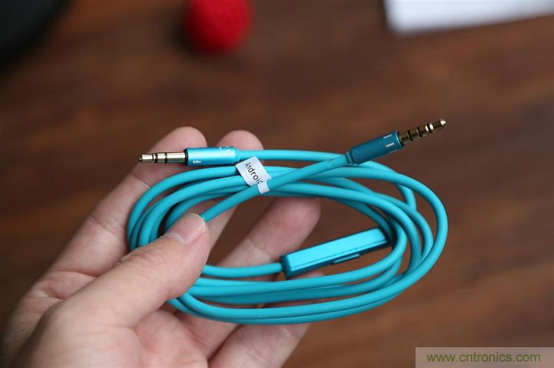 頭條哥的夢想之作！FIIL耳機能讓汪峰上頭條否？