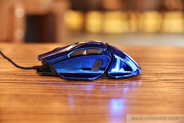 左手寫愛，右手寫他&mdash;&mdash;從此鍵盤鼠標不分家！