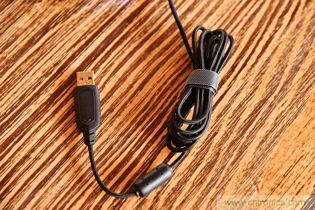 左手寫愛，右手寫他&mdash;&mdash;從此鍵盤鼠標不分家！